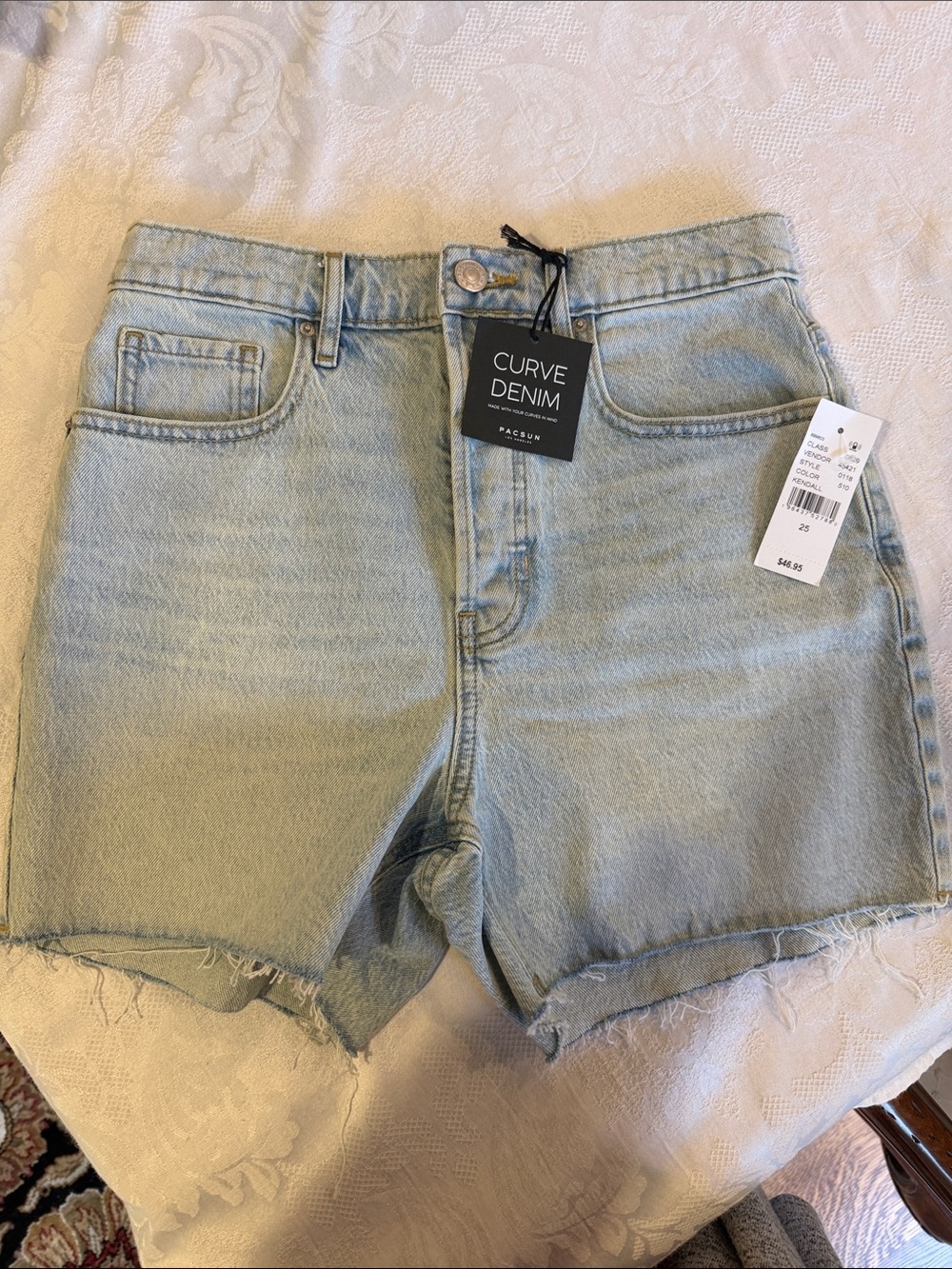 PacSun Curve 90’s Girlfriend Denim Light Blue High-Rise Jean Shorts. 25
